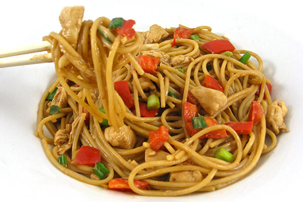 Peanut Noodles Thai
 Skinny Thai Chicken and Peanut Noodles with Weight