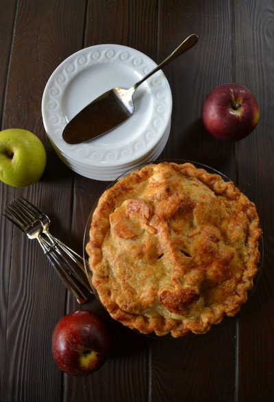 Apple Pie With Cheddar Cheese Crust
 Homemade Apple Pie with Cheddar Cheese Crust & Tips for