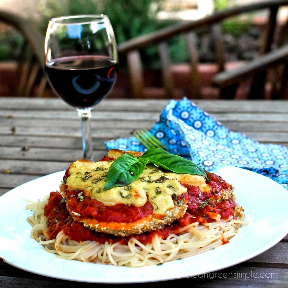 Awesome Vegan Recipes
 Awesome vegan eggplant parmesan recipe featuring delicious
