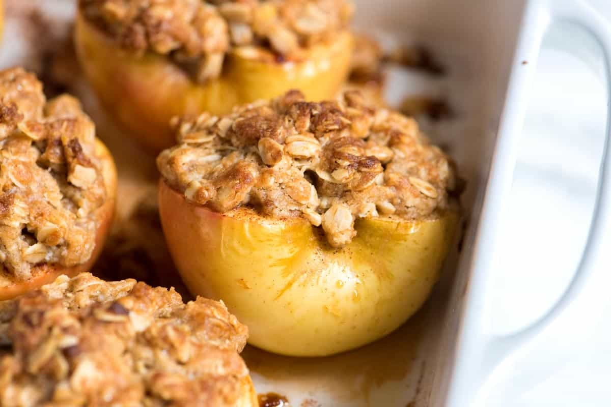 Baked Apple Desserts
 Easy Baked Cinnamon Apples Recipe