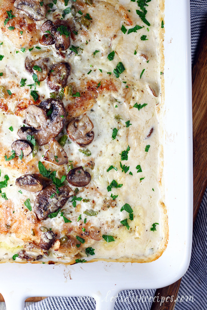 Baked Chicken Breast With Mushrooms
 Baked Chicken Breasts with Mushroom Cream Sauce