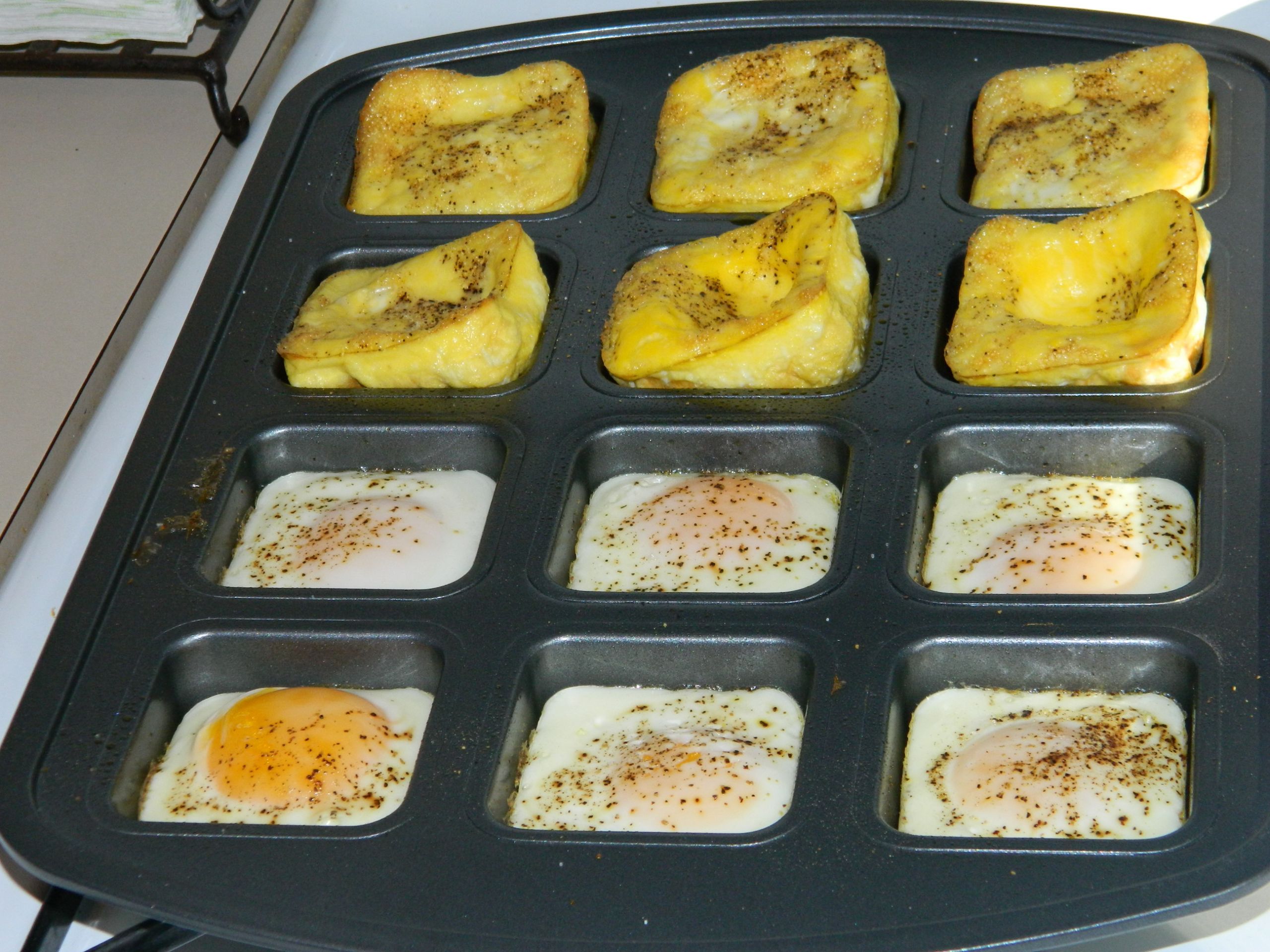Baked Eggs For Breakfast Sandwiches
 Freezer Breakfast Sandwiches – Not That Momma