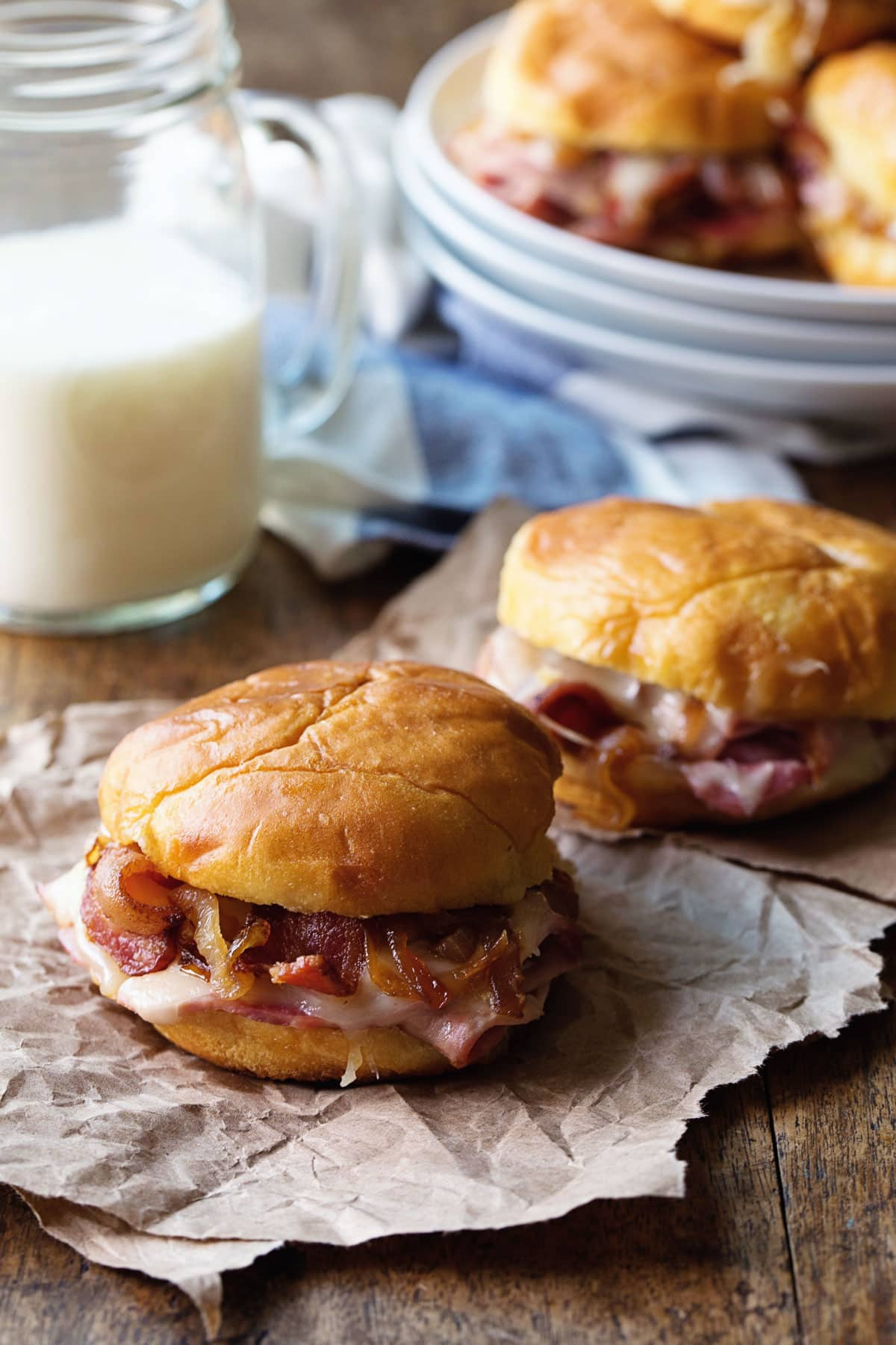 Baked Ham And Cheese Sandwiches In Foil
 Hot Ham and Cheese Sandwiches with Bacon and Caramelized