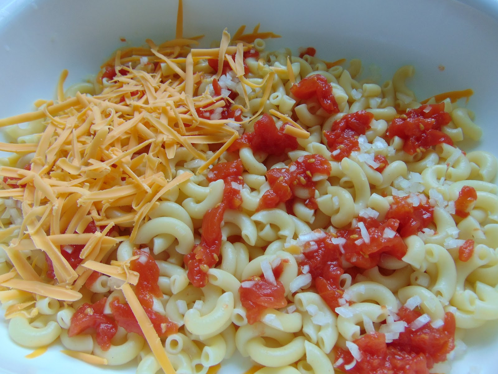 Baked Macaroni And Cheese With Tomato
 Macaroni & Cheese with Tomatoes