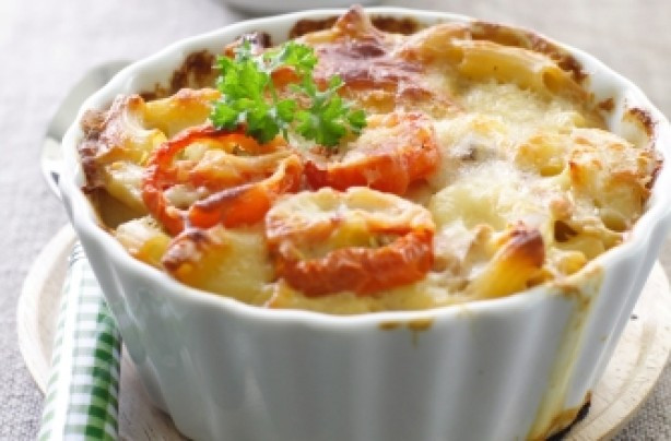 Baked Macaroni And Cheese With Tomato
 50 healthy family meals Antony Worrall Thompson health
