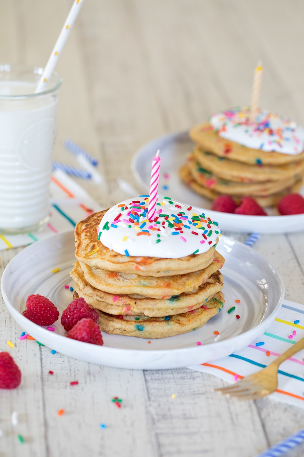 Birthday Cake Pancakes
 Multigrain Birthday Cake Pancakes • Freutcake