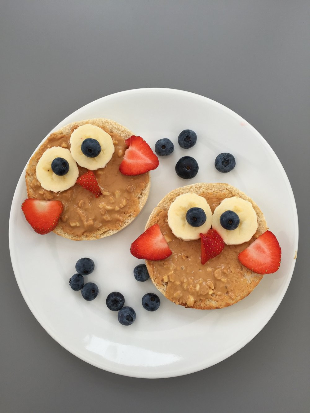 Breakfast For Kids To Make
 Easy school day breakfasts that are oh so cute Mom