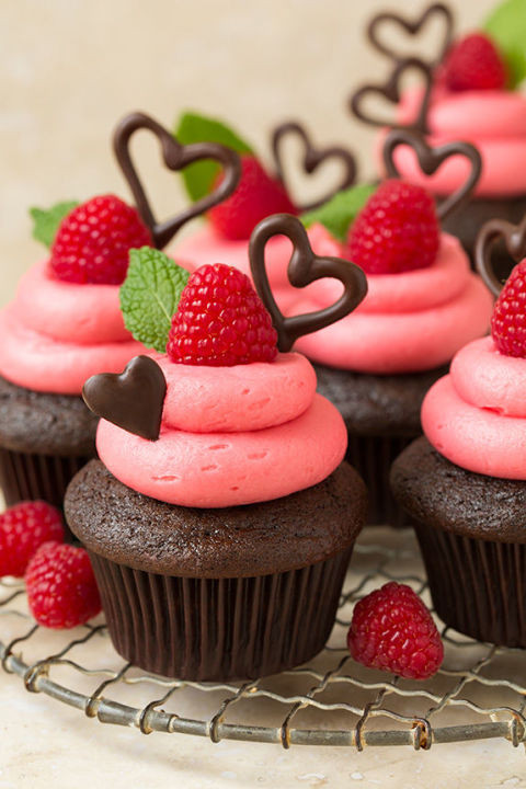 Cakes For Valentines Day
 27 Valentine s Day Cupcakes and Cake Recipes Easy Ideas