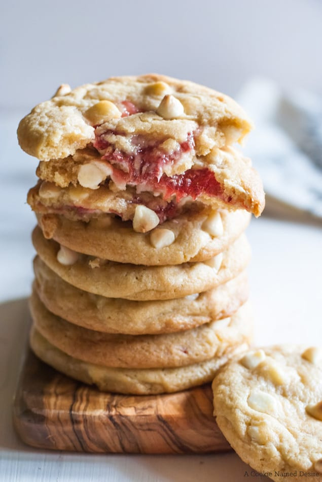 Cheesecake Cookie Recipe
 Soft Strawberry Cheesecake Filled Cookies