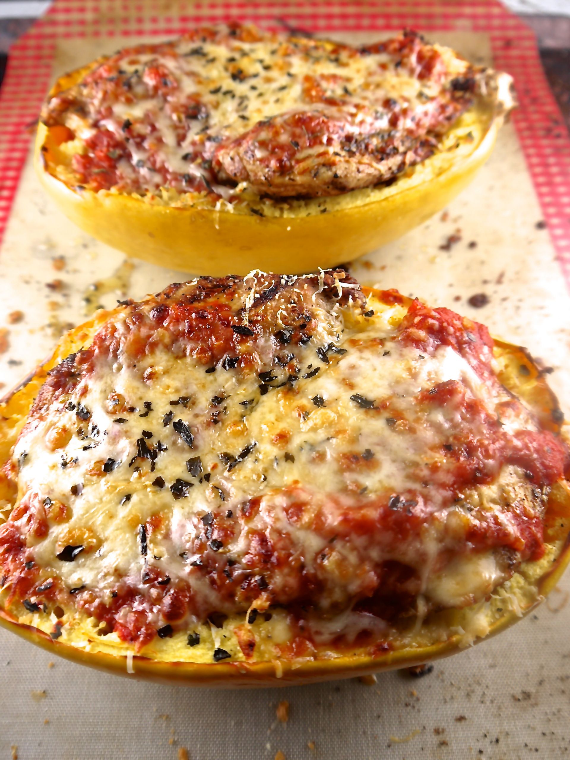 Chicken And Spaghetti Squash
 Baked Spaghetti Squash Boats with Grilled Chicken