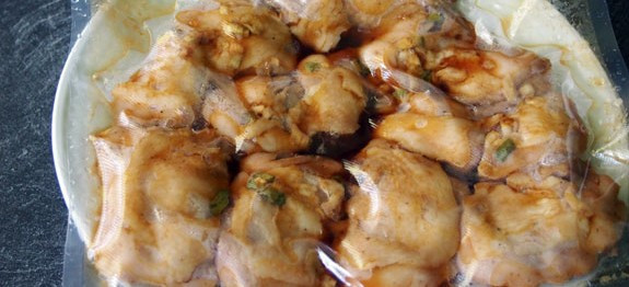Chicken Thighs Sous Vide
 Sous vide boneless chicken thighs – Gastronomic travels