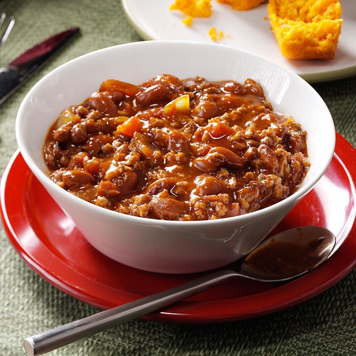 Chili Recipes With Beef
 Hearty Beef & Bean Chili Recipe