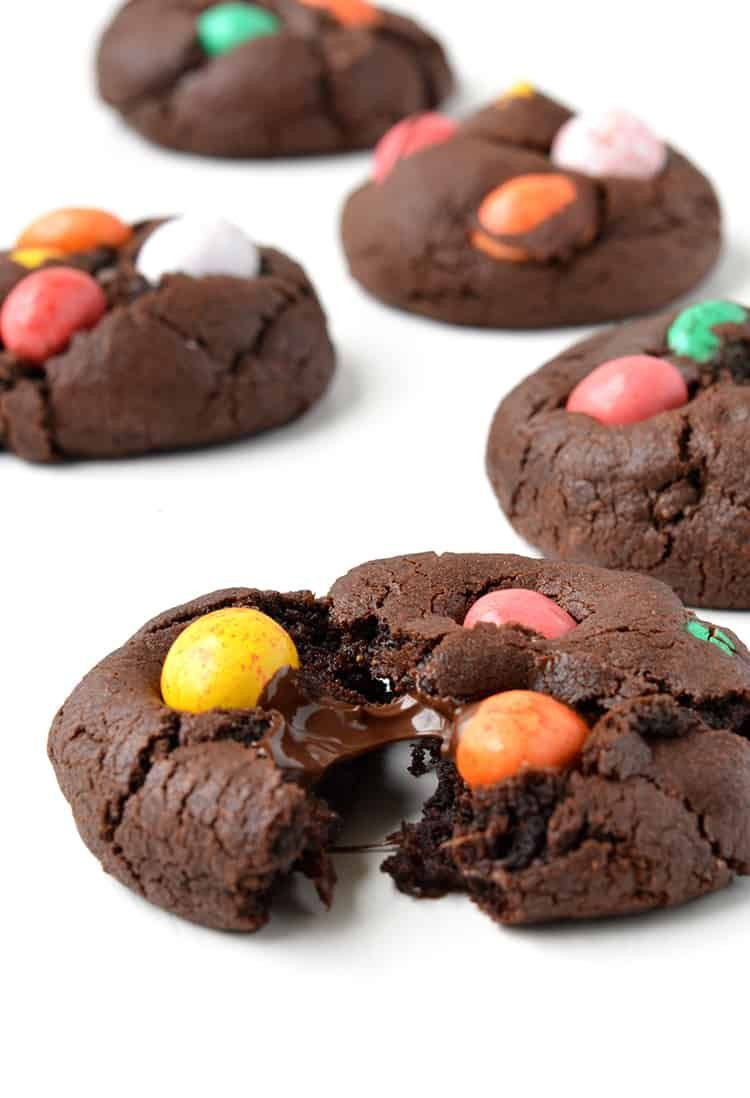 Chocolate Cookies With No Eggs
 Chocolate Easter Egg Cookies Recipe