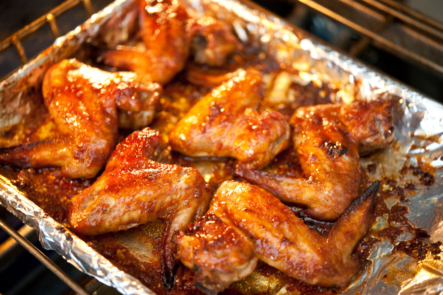 Cook Chicken Wings In Oven
 Oven Baked Wings with Sweet BBQ Sauce