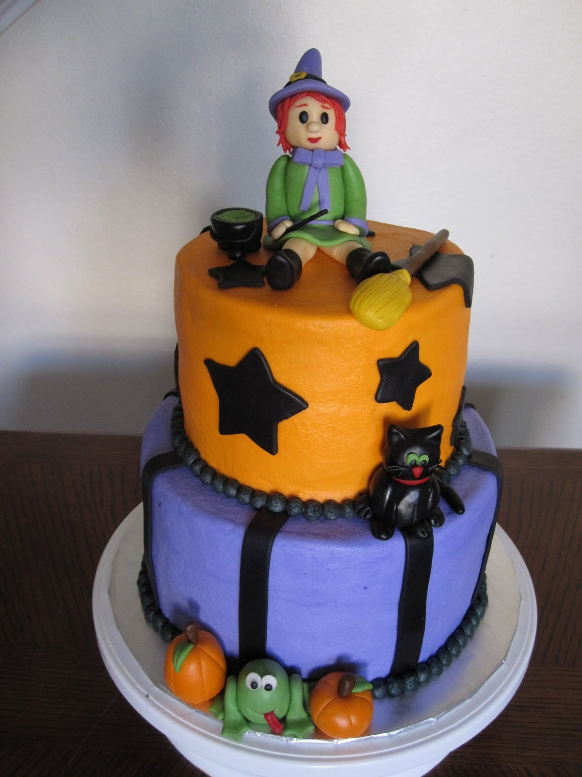 Cool Halloween Cakes
 Ms Cakes Witch Cake