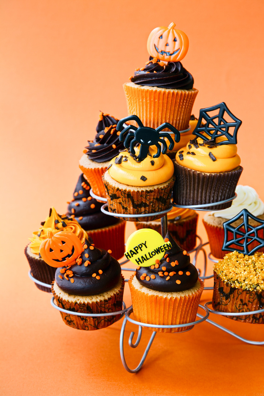 Cool Halloween Cakes
 Halloween Cupcake Ideas