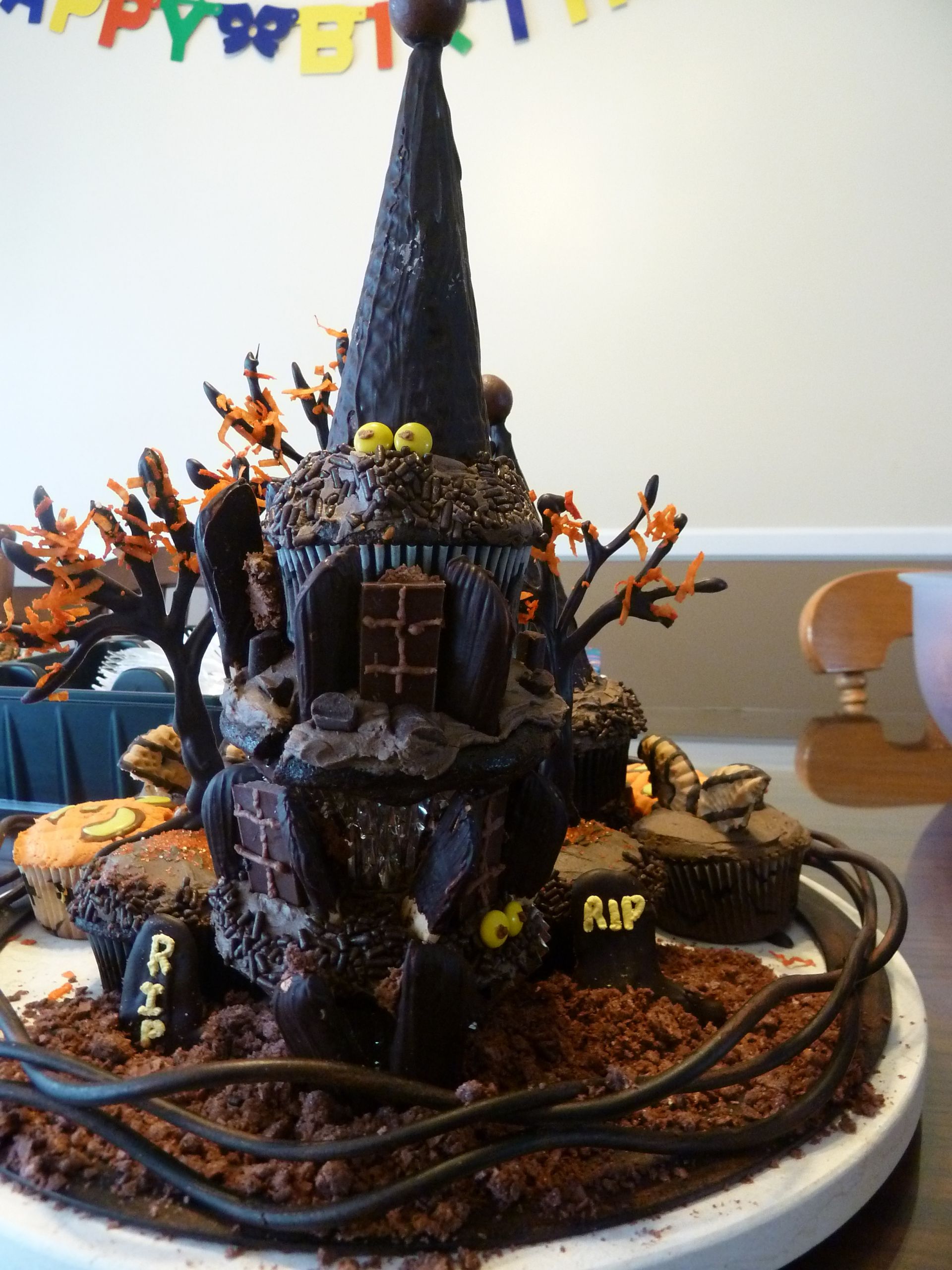 Cool Halloween Cakes
 20 Best Ever Halloween Cakes Page 20 of 30