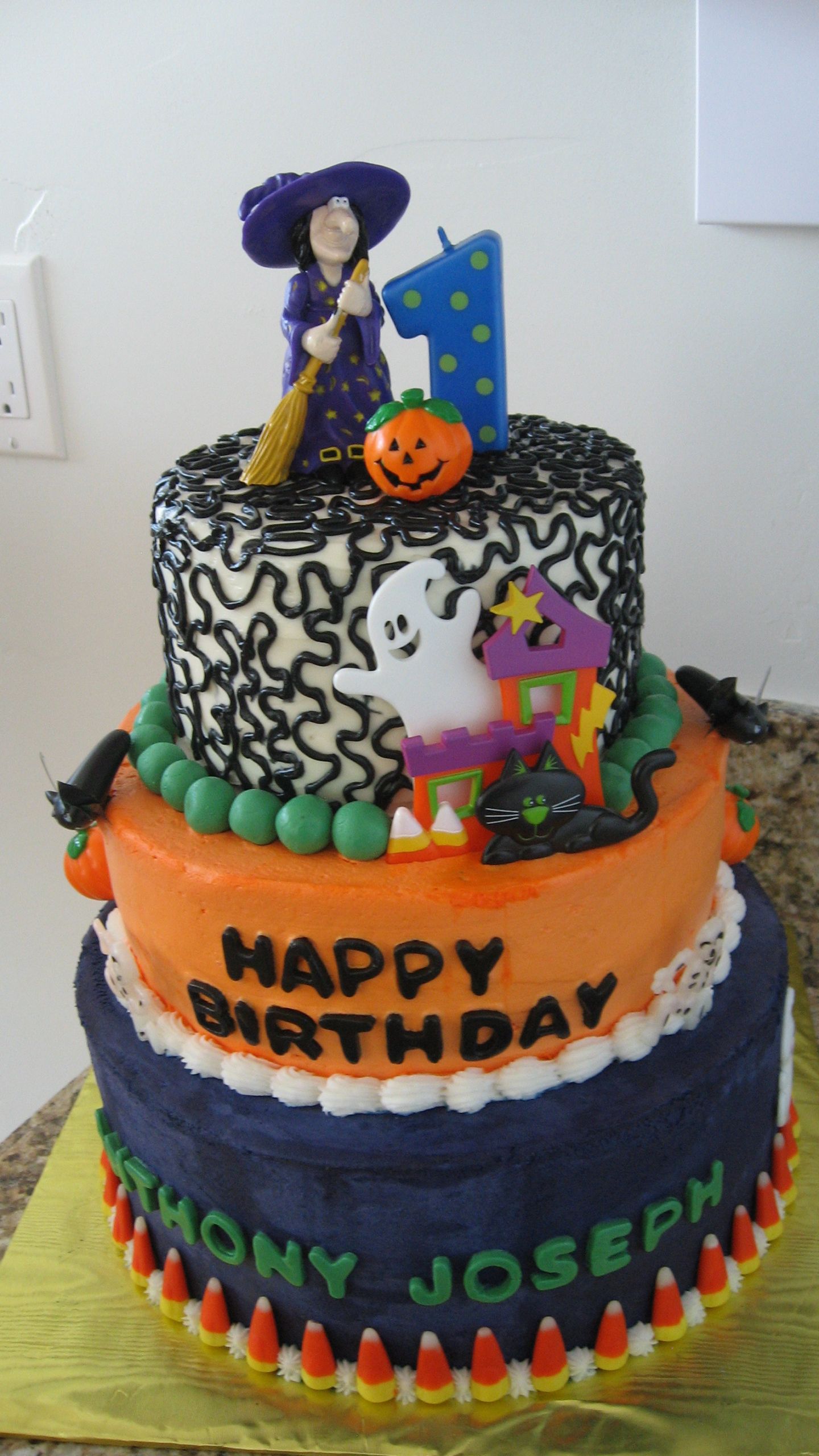 Cool Halloween Cakes
 20 Best Ever Halloween Cakes Page 5 of 30