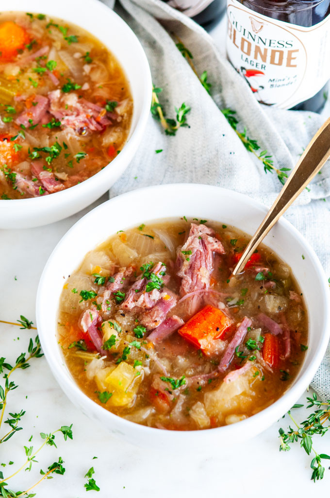 Corn Beef And Cabbage Slow Cooker
 Slow Cooker Corned Beef and Cabbage Stew Aberdeen s Kitchen