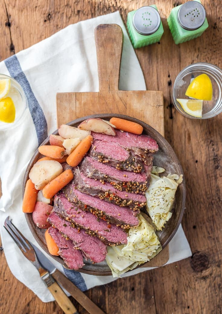 Corn Beef And Cabbage Slow Cooker
 Traditional Slow Cooker Corned Beef and Cabbage The