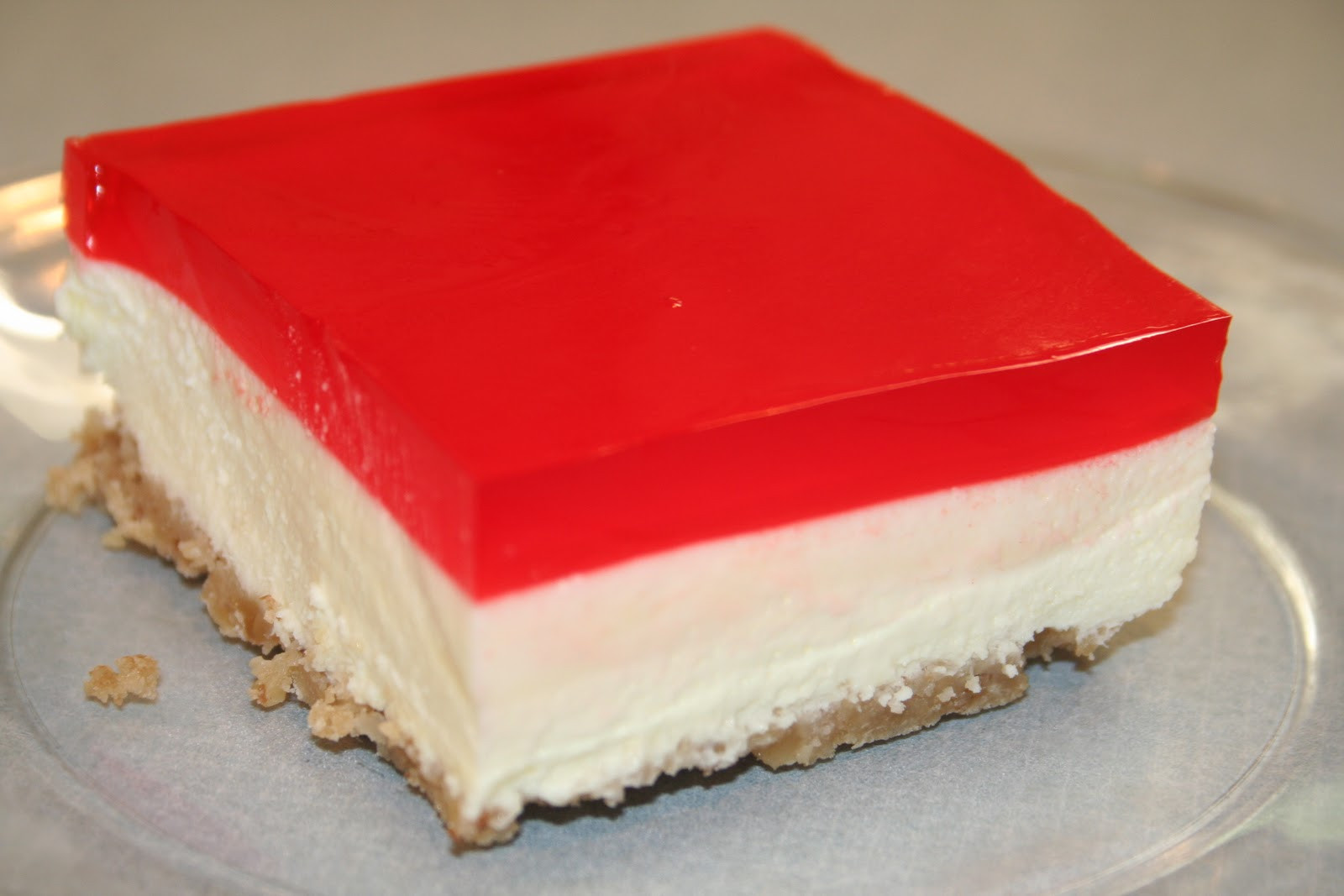 Cream Cheese Jello Dessert
 HK can bake JELLO cheesecake squares