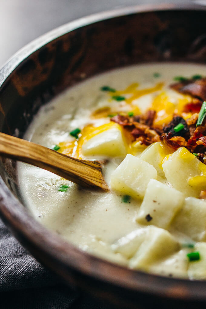 Creamy Cheese Potato Soup
 Creamy potato soup with bacon and cheddar savory tooth