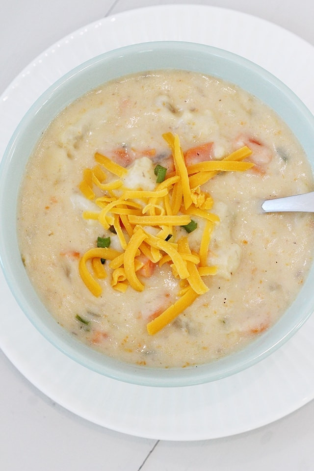 Creamy Cheese Potato Soup
 Creamy potato soup recipe with cheese