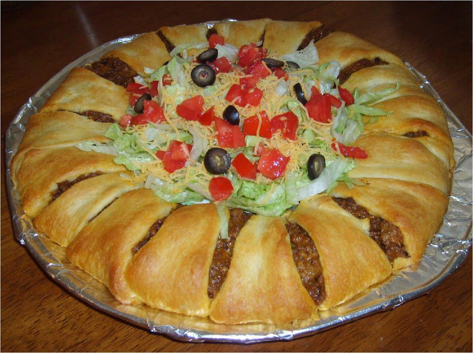 Crescent Roll Recipes With Ground Beef
 Go Au Pair Mid West Region Pillsbury s Crescent Roll Taco