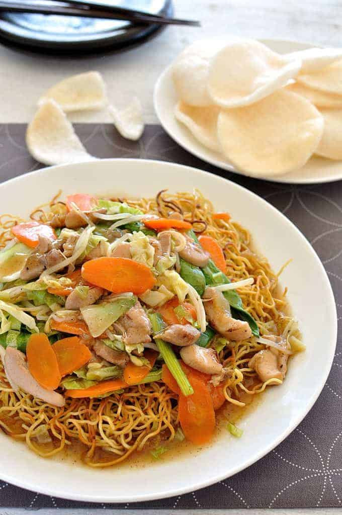 Crispy Pan Fried Noodles
 Crispy Chinese Noodles with Chicken