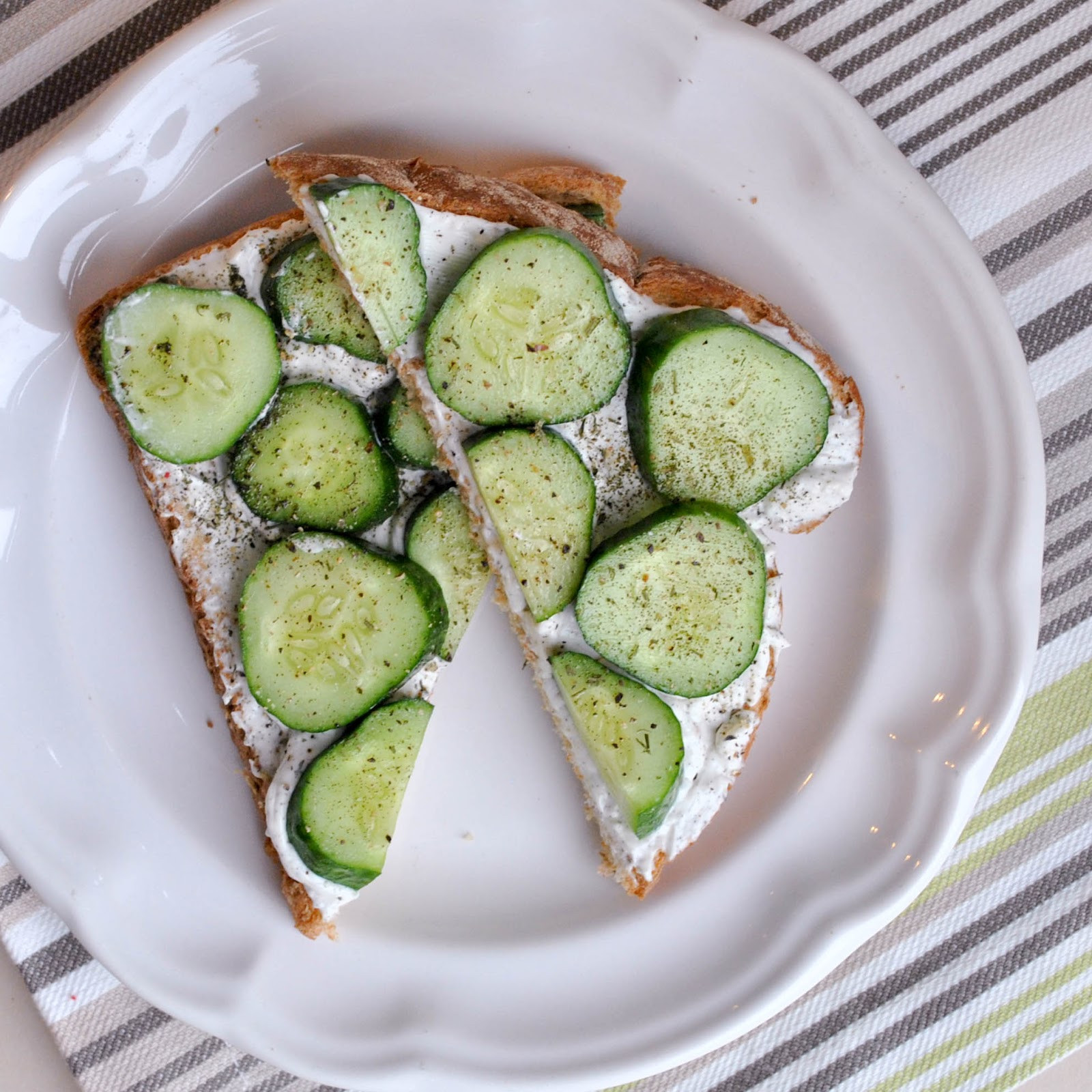 Cucumber Cream Cheese Sandwiches
 Cream Cheese Cucumber and Dill Sandwiches Neighborfood