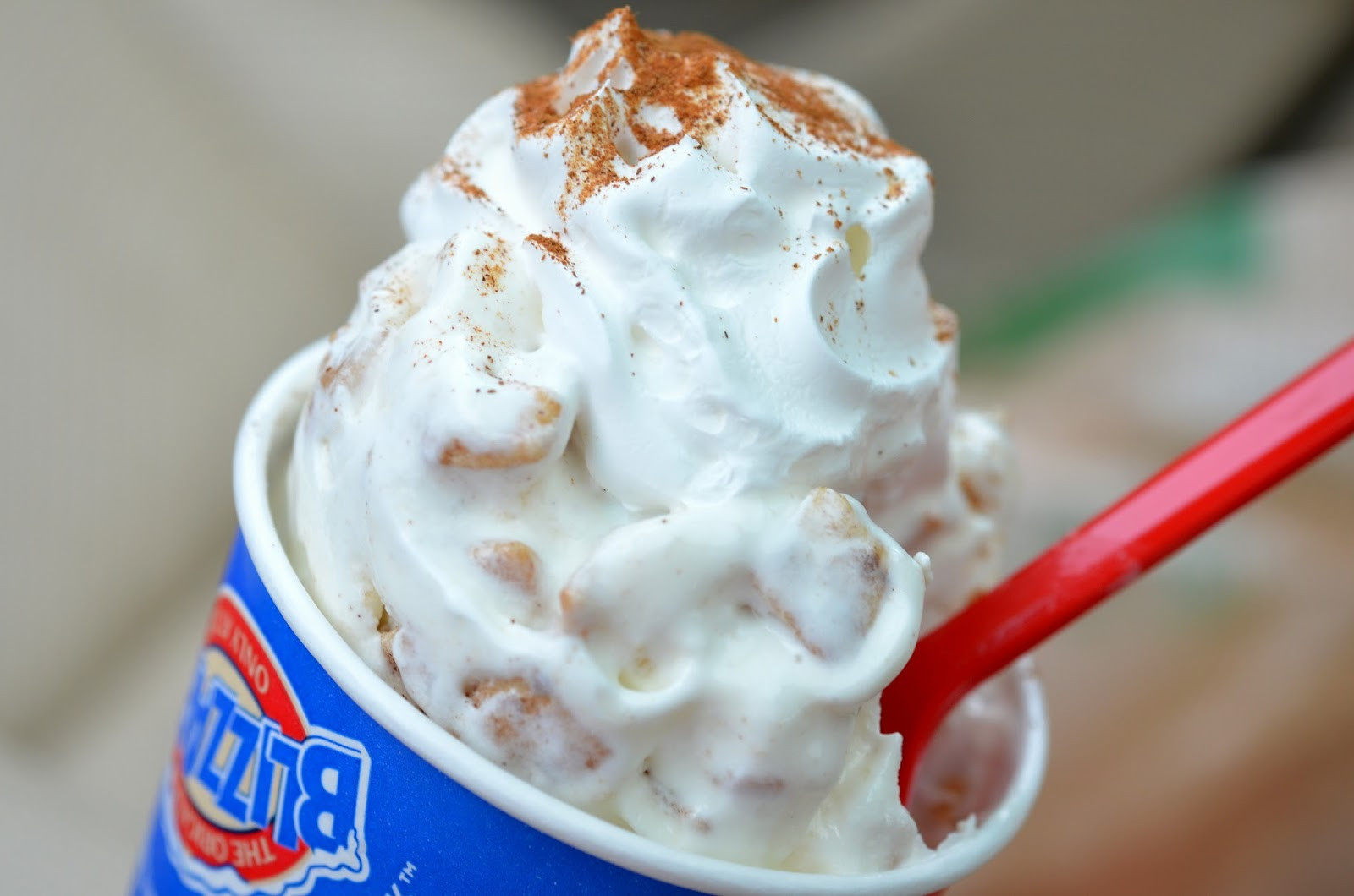 Dairy Queen Apple Pie Blizzard
 food and ice cream recipes REVIEW Dairy Queen Apple Pie
