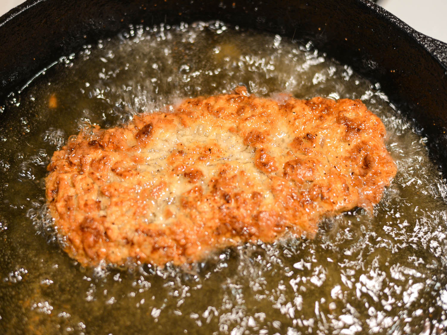 Deep Fried Chicken Fried Steak
 How to Make the Most Beefy Tender and Crispy Chicken