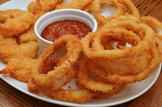 Deep Fried Onion Rings
 10 Hacks that make deep frying less scary and even more