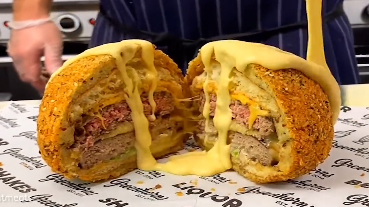 Dyer'S Deep Fried Hamburgers
 Could you eat this incredible deep fried burger