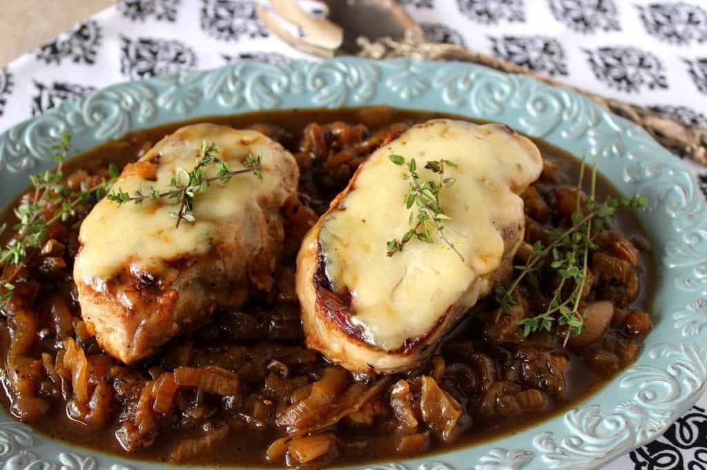 French Onion Pork Chops
 French ion Pork Chops Recipe with Melted Cheese and Thyme