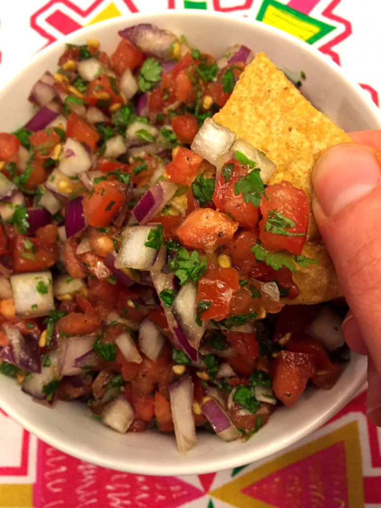 Fresh Salsa Recipe Spicy
 Pico De Gallo Mexican Fresh Salsa Recipe – Melanie Cooks
