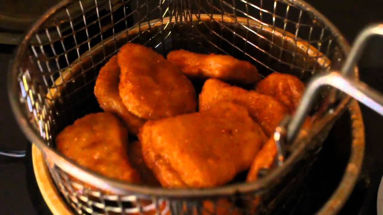 Fried Chicken Nuggets
 how to deep fry chicken nug s