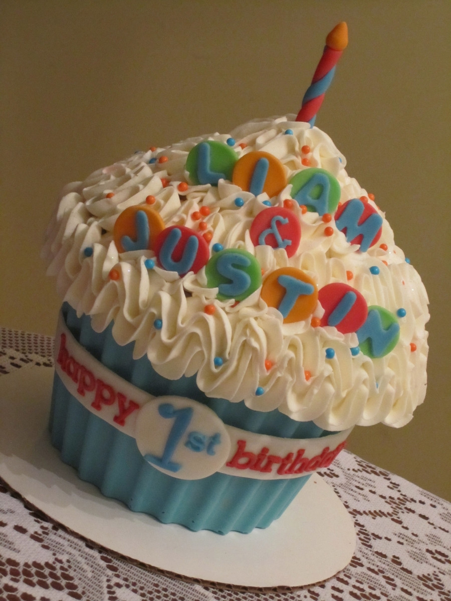 Giant Birthday Cake Beautiful Boy Giant Cupcake Cakecentral