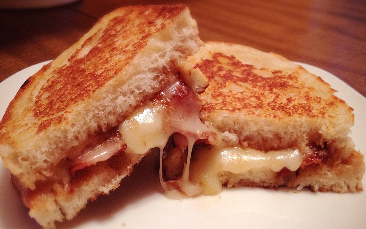 Gourmet Grilled Cheese Sandwiches
 Vote Now 2014 Grilled Cheese Food Truck The Year