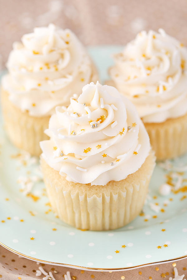 Gourmet Super Moist Vanilla Cupcakes Recipes New Easy Vanilla Cupcake Recipe