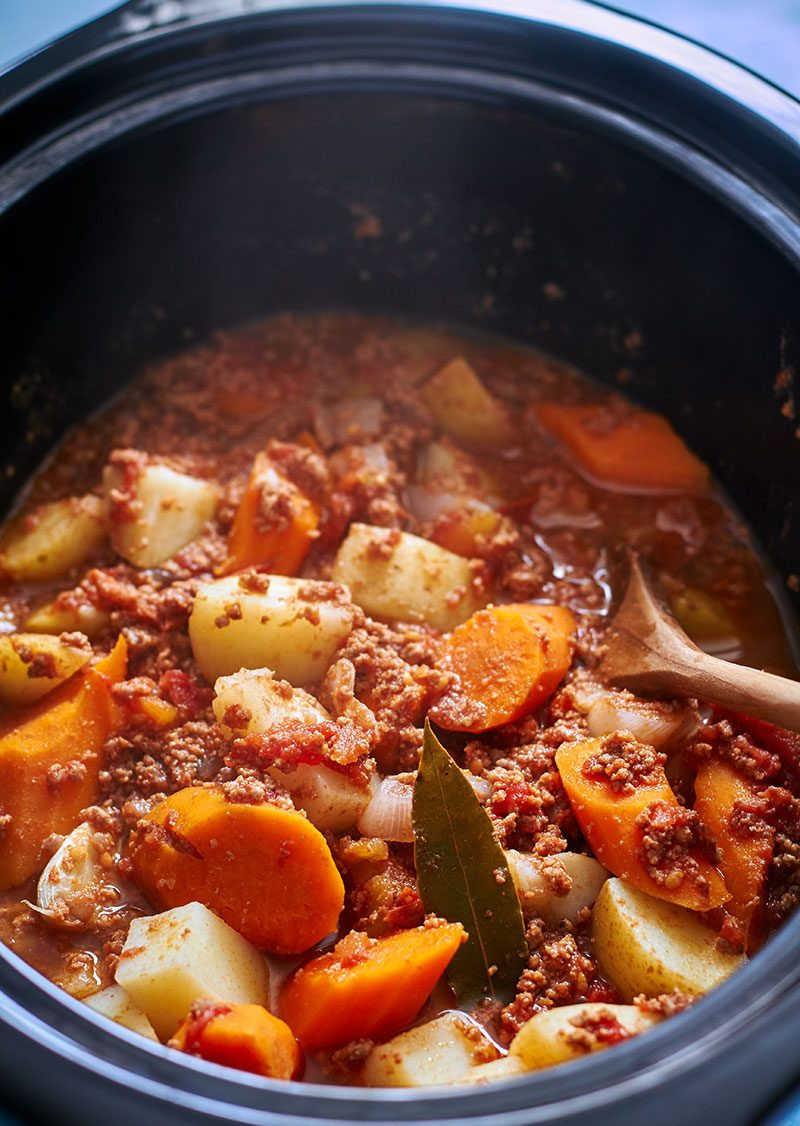 Ground Beef In Crock Pot
 Crock Pot Ground Beef Stew Potato and Carrot — Eatwell101