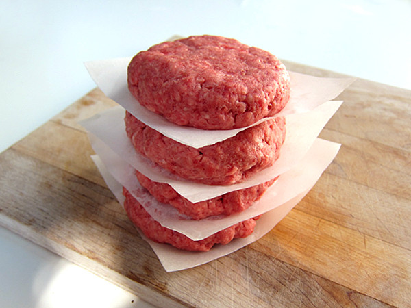 Ground Beef Pattie Recipes
 Bacon Cheddar Cheeseburgers Recipe with Home Ground Beef
