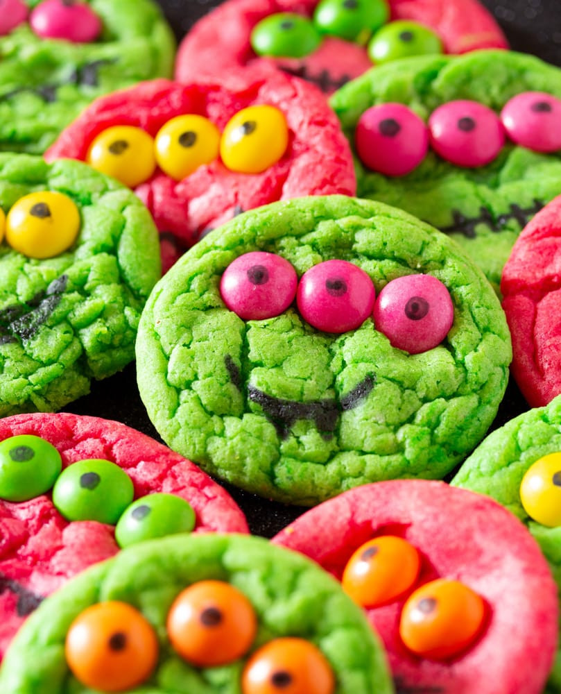 Halloween Monster Cookies
 Six Ingre nt Cake Mix Halloween Monster Cookies