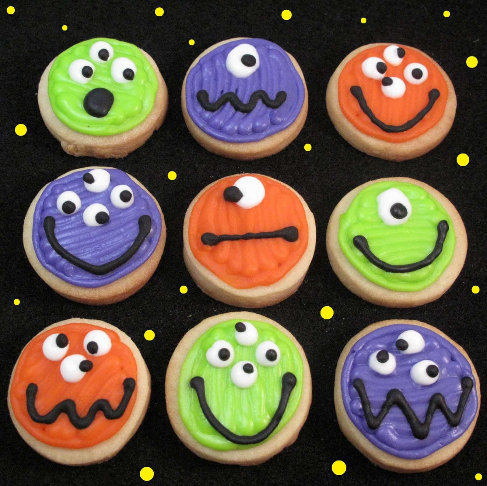 Halloween Monster Cookies
 mini monster cookies for Halloween