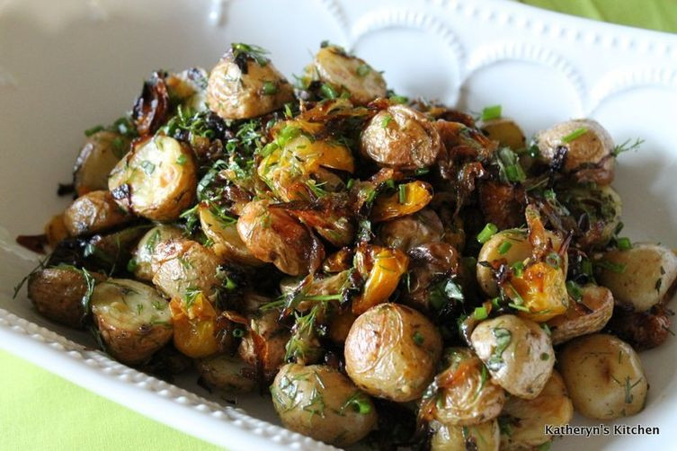 Herb Roasted Baby Potatoes
 Herb Roasted Baby Potatoes with Caramelized ions Recipe
