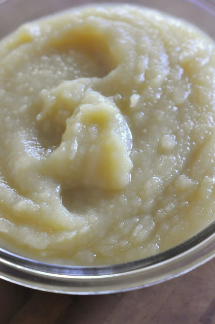 Homemade Baby Applesauce
 How To Make and Freeze Homemade Baby Food Applesauce