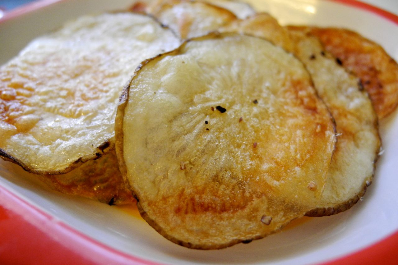 Homemade Baked Potato Chips
 Homemade Potato Chips – a first attempt