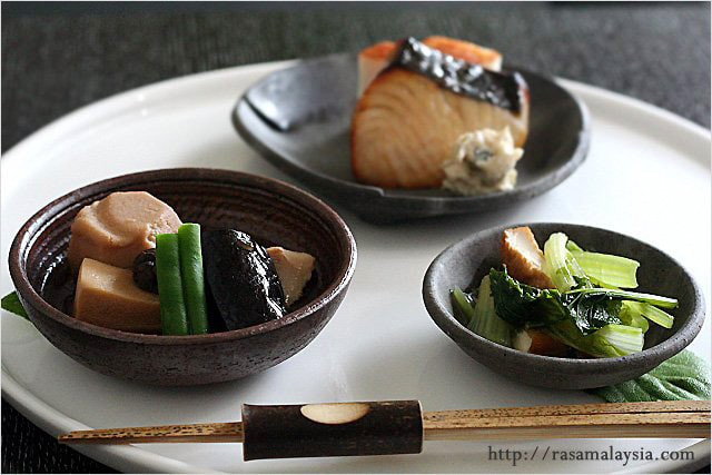 Japanese Breakfast Recipes
 Traditional Japanese Breakfast