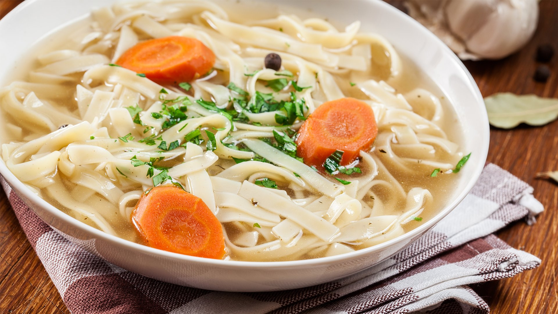 Low Calorie Chicken Noodle Soup
 Souped Up 4 Winter Soups That ll Make Muscle And Melt Fat