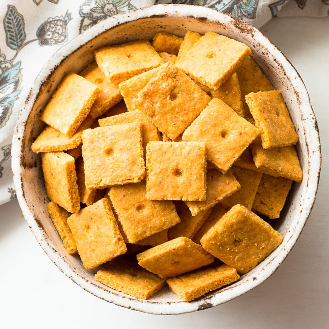 Low Carb Cheese Crackers
 Low Carb Cheddar Cheese Crackers